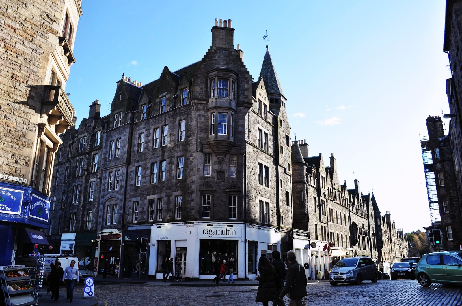 Oh, the places we will go!: Edinburgh: The Royal Mile