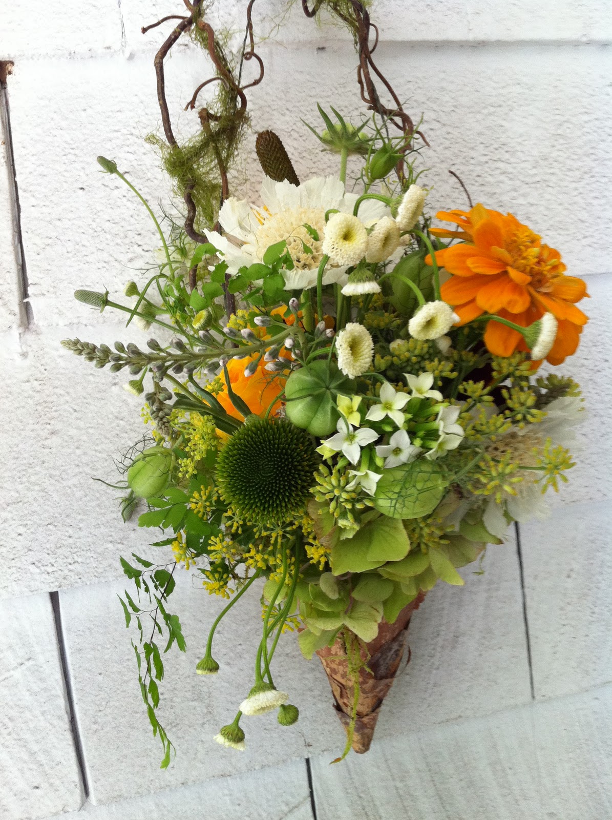 La Fleur Vintage Flower Cone DIY!