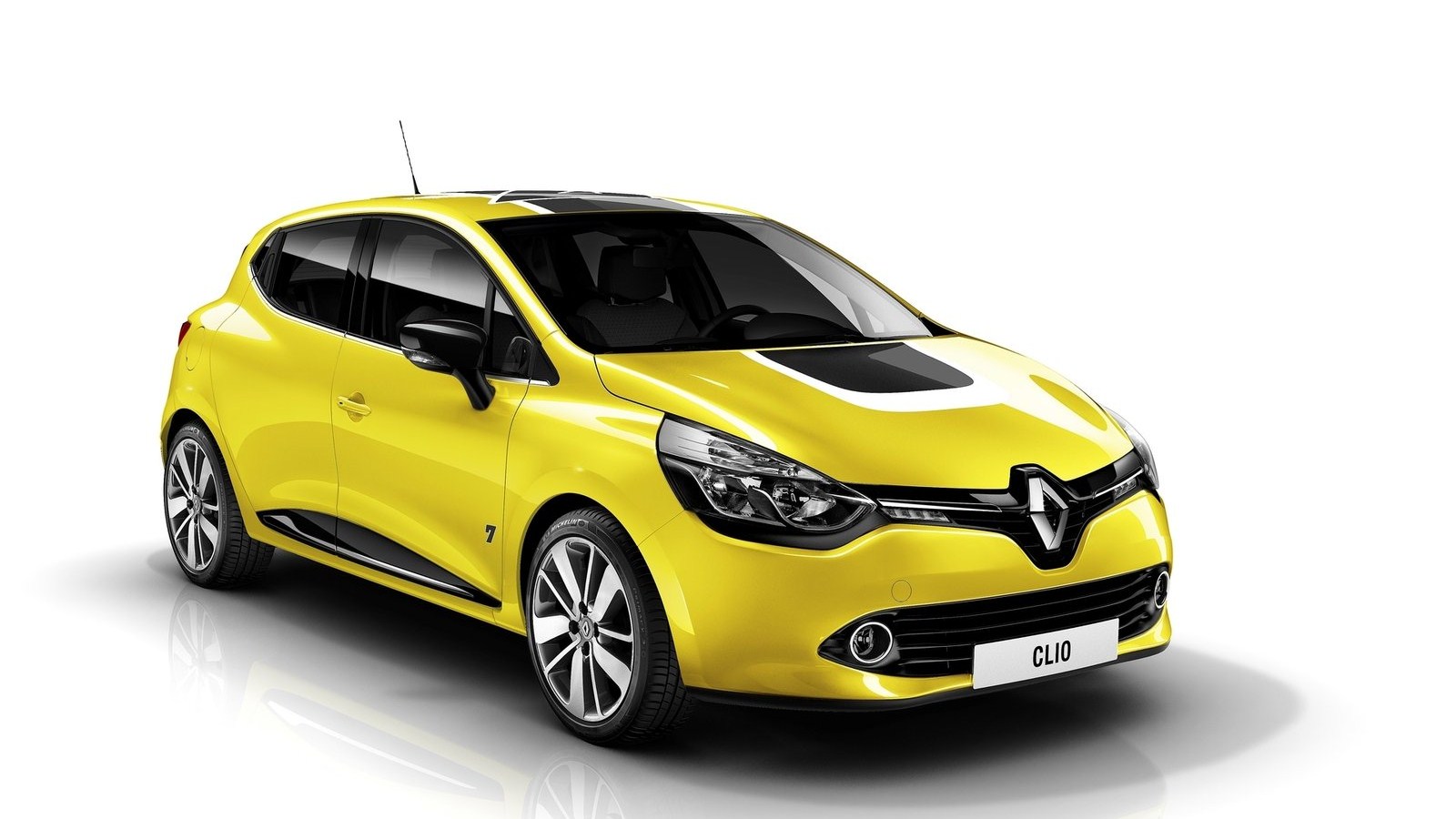 New Renault Clio Estate AUTO REVIEW
