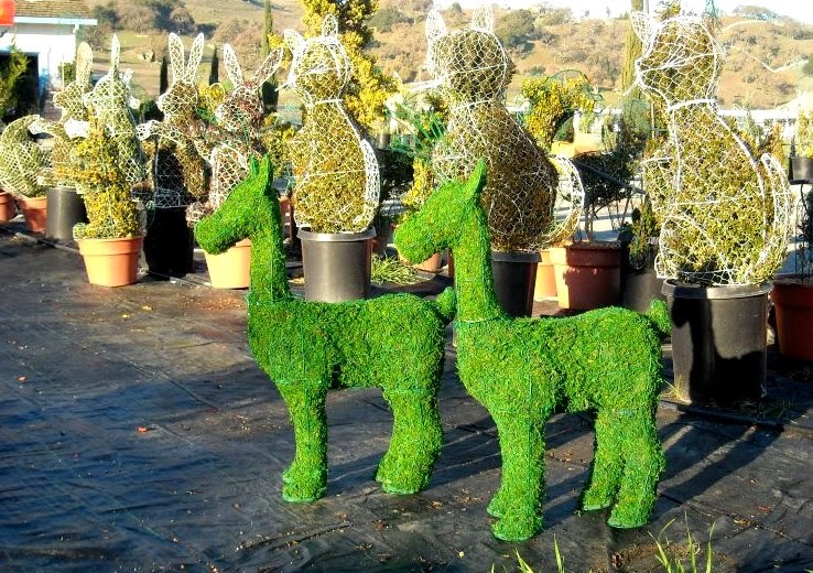 Kreativiti seni gubahan pokok hiasan - Relaks Minda