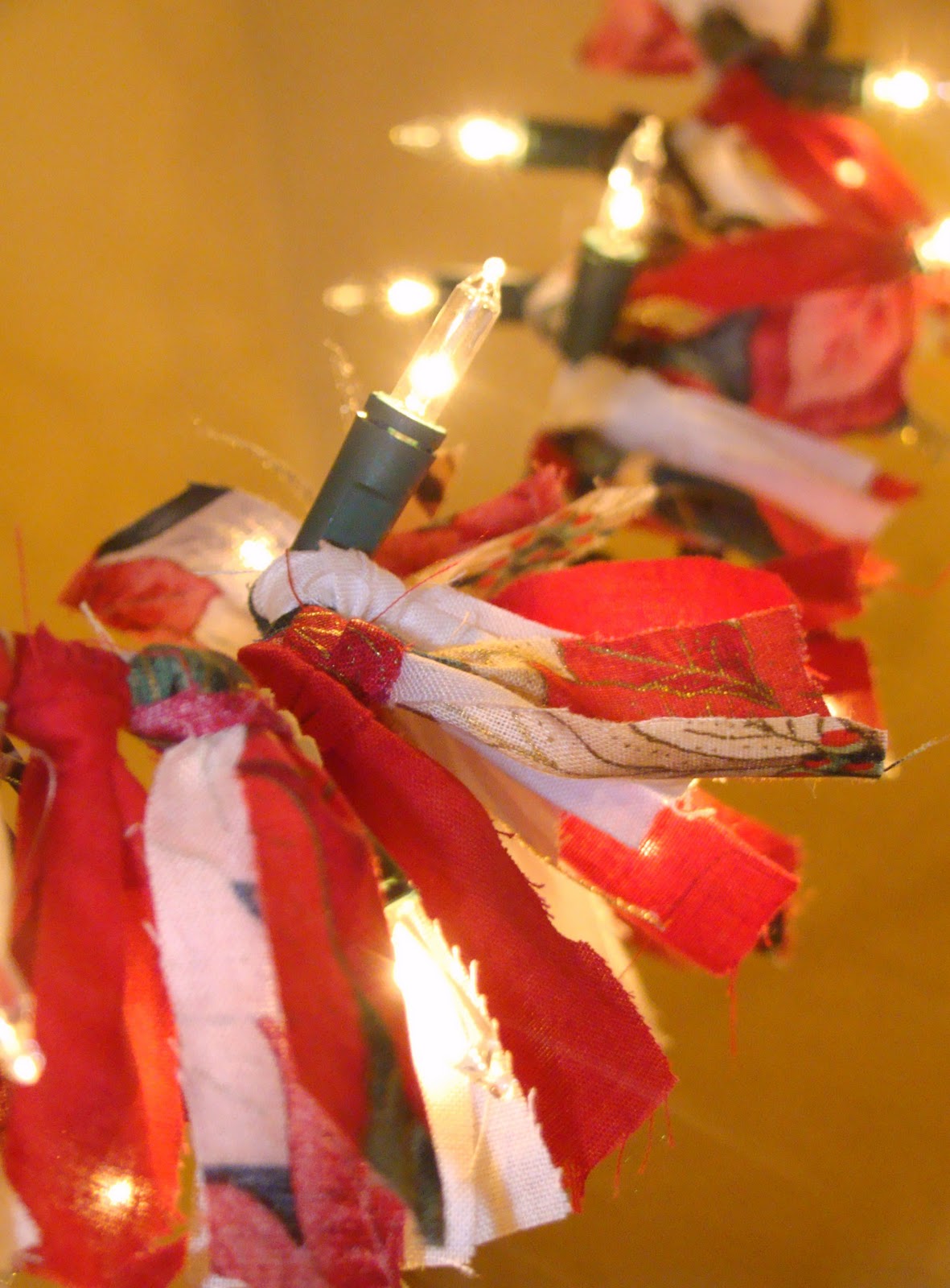 Anatomy of a Craft DIY Festive Garland