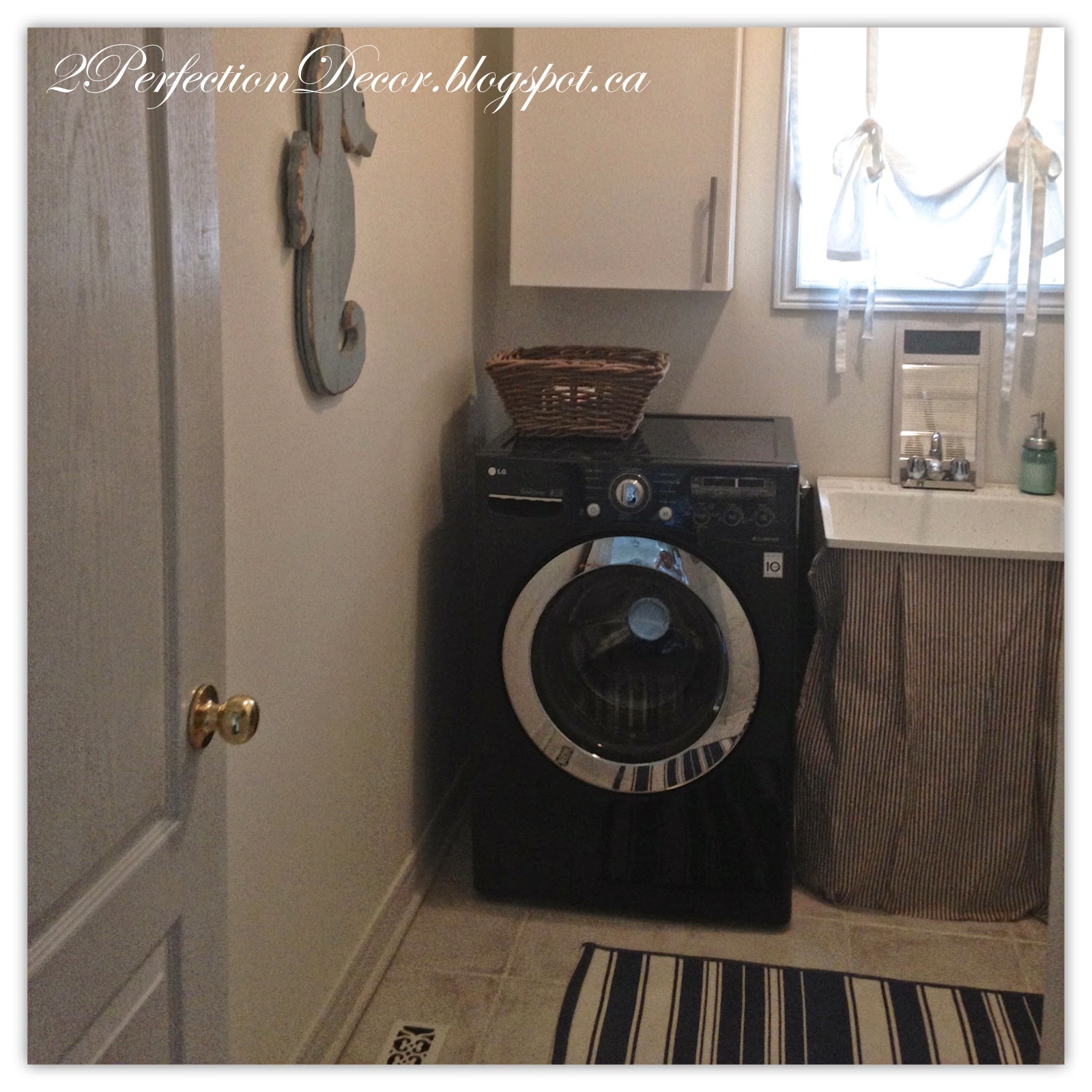 2Perfection Decor How to Paint Dark Grout 'White'