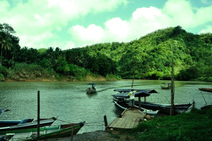 perahu pengantar