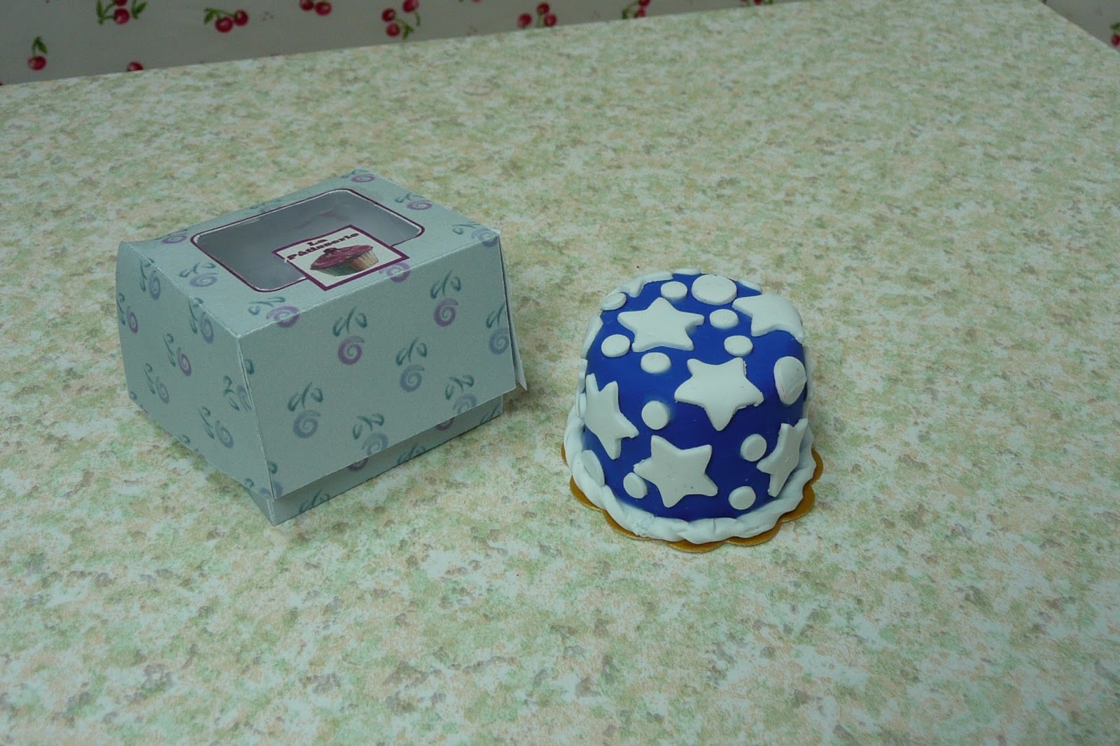Joanne S 18 Dolls Doll Size Cake