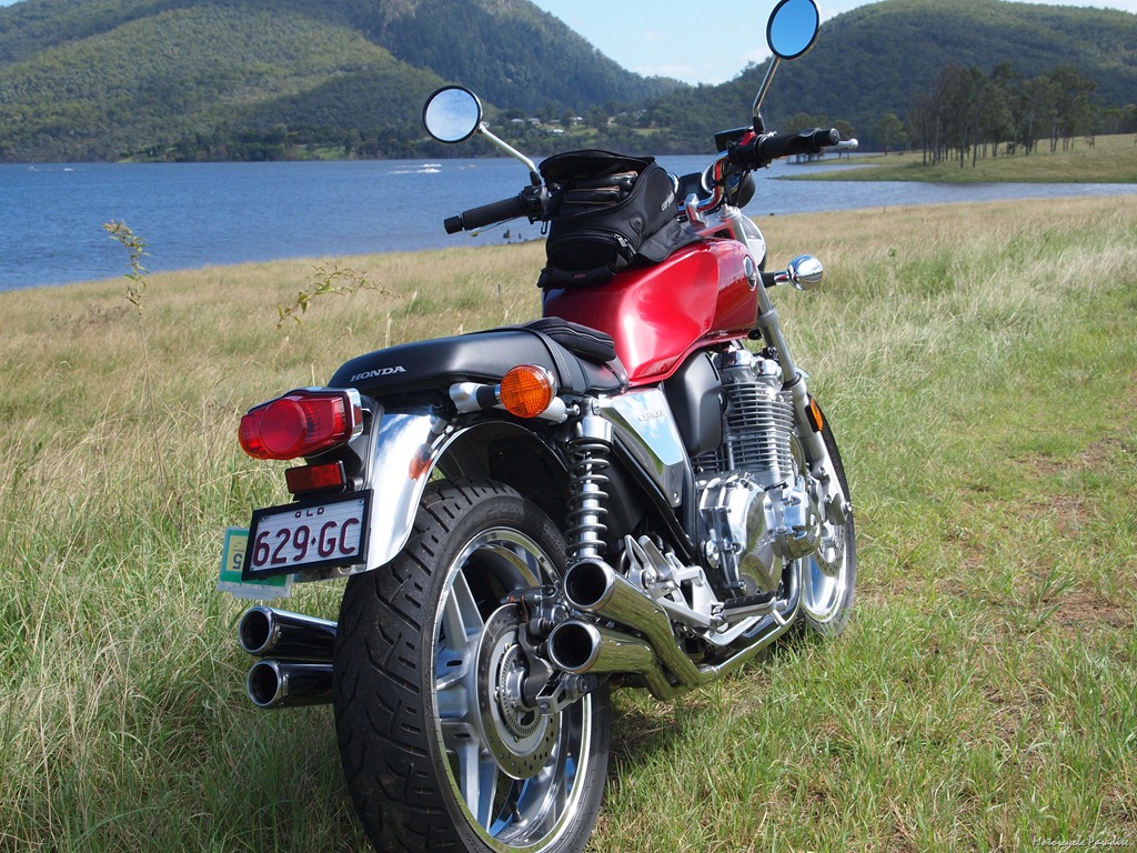 Motorcycle Paradise Review Air Hawk seat cushion.