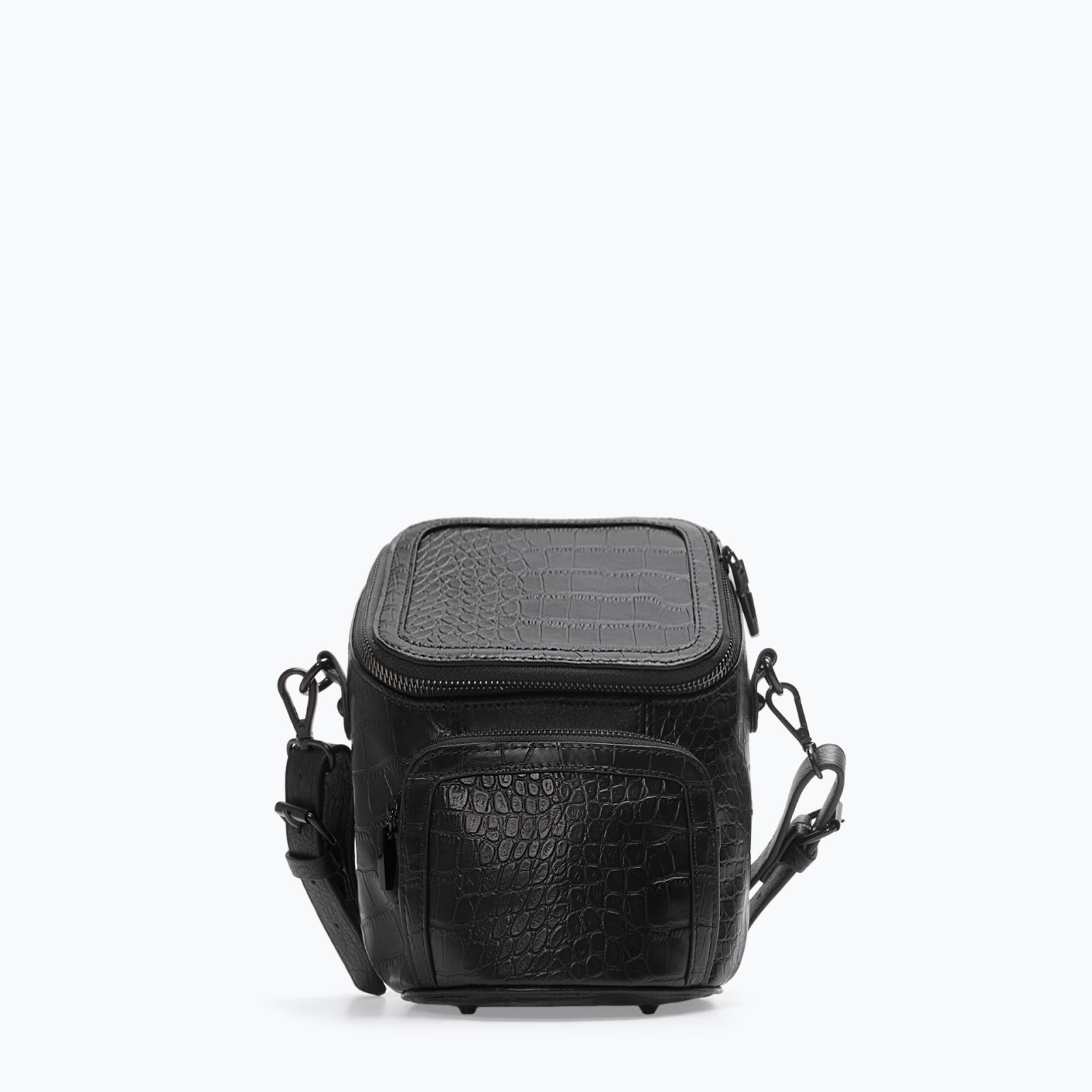 The Stylish Girl's Guide to Camera Bags The Sassy Street