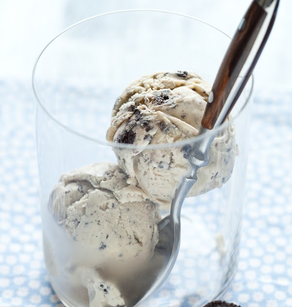 A Kitchen With No View Cookies and cream gelato