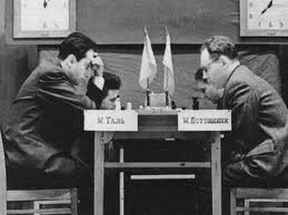 Mikhail Tal vs Leonov (1949) Know It Tal
