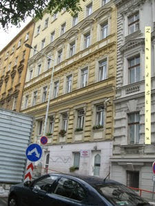 Praga. Hotel Royal Plaza (în mijloc) praga-hotel-royal-plaza-in-mijloc