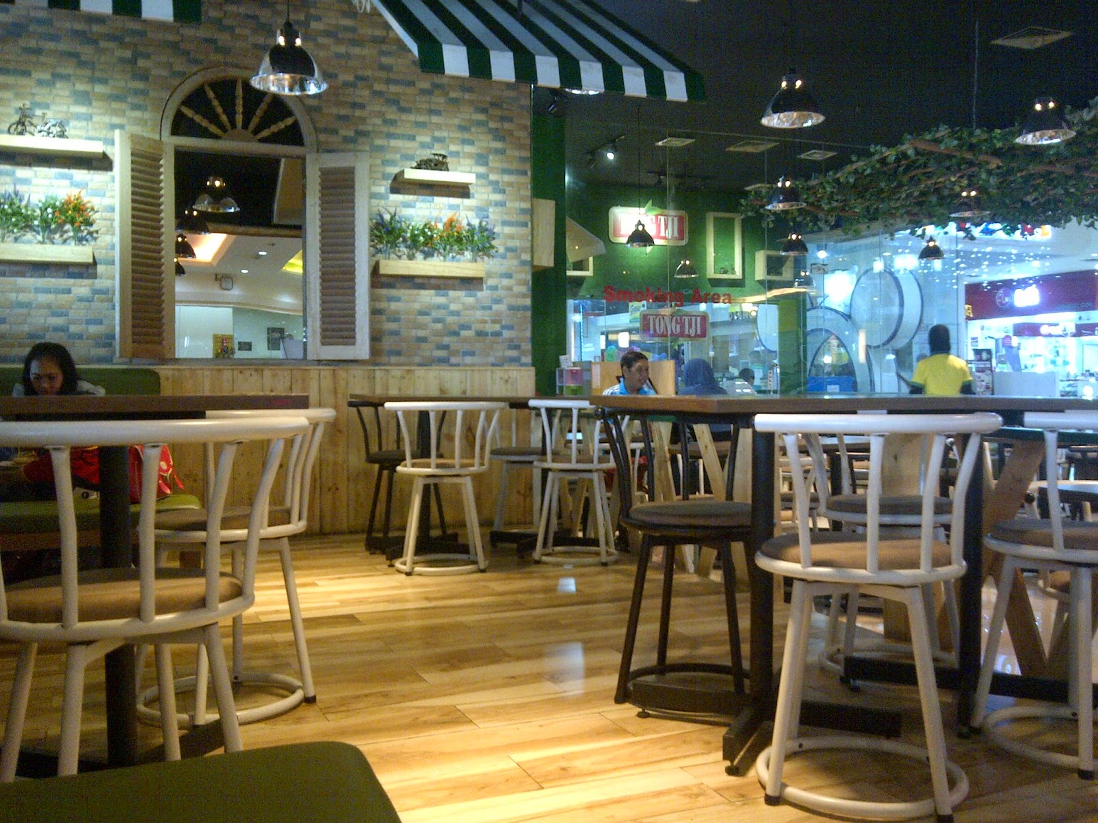 Blognya Setiyo Info Kuliner Tong Tji Tea House Surabaya