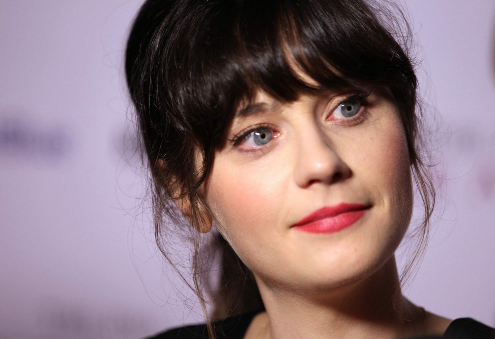 http://3.bp.blogspot.com/-jTwwYTXNapQ/UUsyqwqZRlI/AAAAAAAADGA/WyQpwQNSBuQ/s1600/beautiful-img-of-zooey-deschanel.jpg