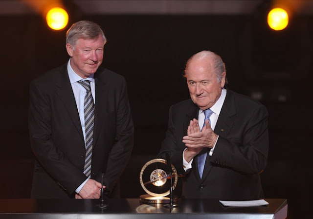 Sir Alex Ferguson with FIFA presidential award