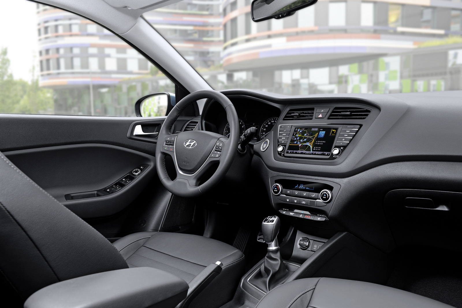 2015-Huyndaii20Active-04.jpg