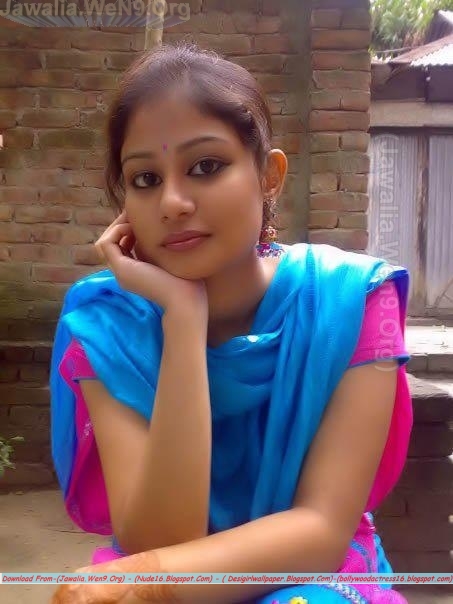 Cute village girl naked pictures at outdoor