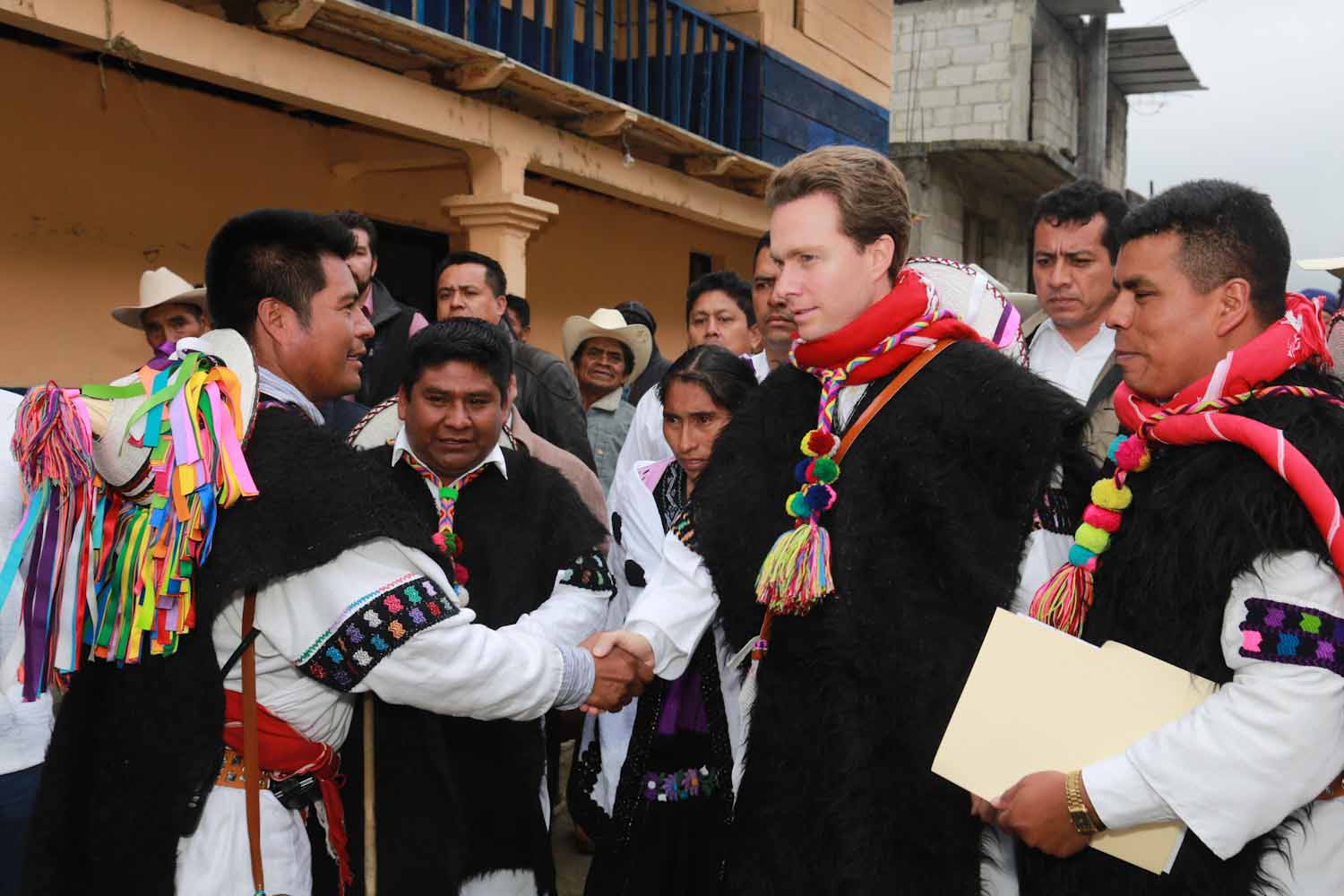 PERIODISTAS FRONTERA SUR SUMANDO ESFUERZOS, MITONTIC Y CHIAPAS RUMBO