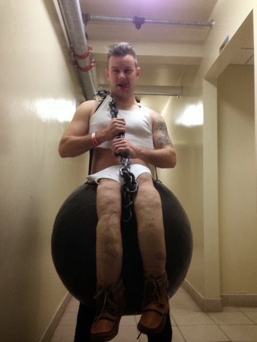 Gallery For > How To Make A Wrecking Ball Costume