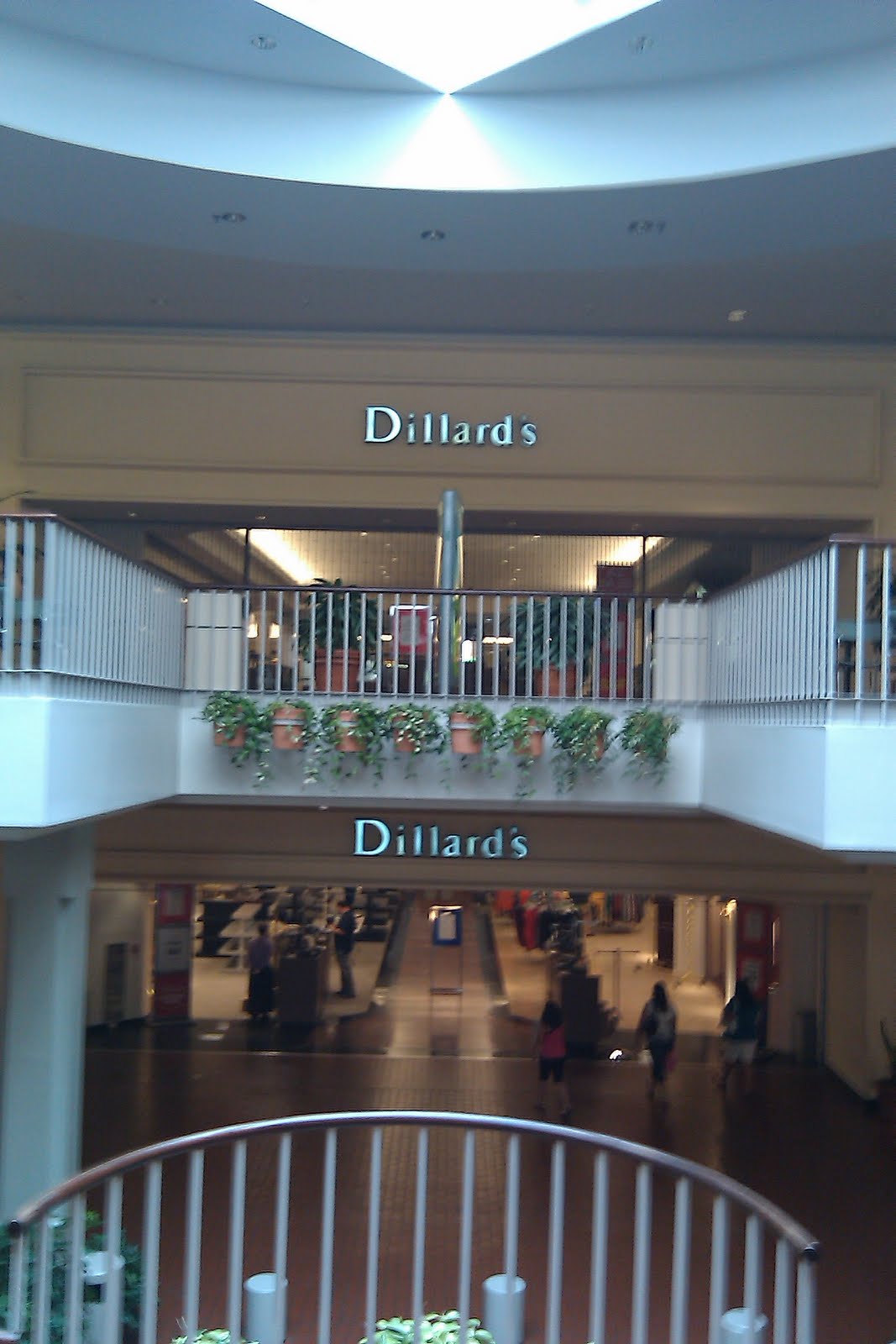 The Louisiana and Texas Retail Blogspot Highland Mall May 21, 2011