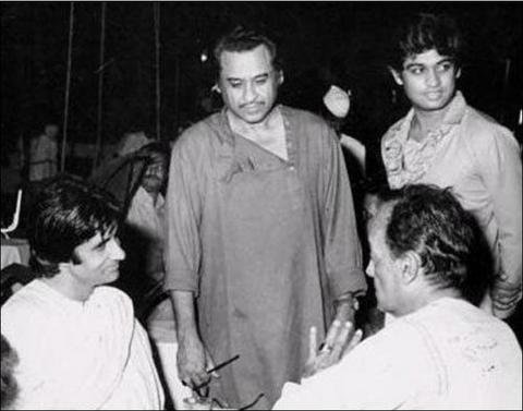 Life Net Kishore Kumar An Interview To Remember The legendary singer had many talents and his music dictated the hindi film industry kishore also worked with legendary filmmaker satyajit ray. life net blogger