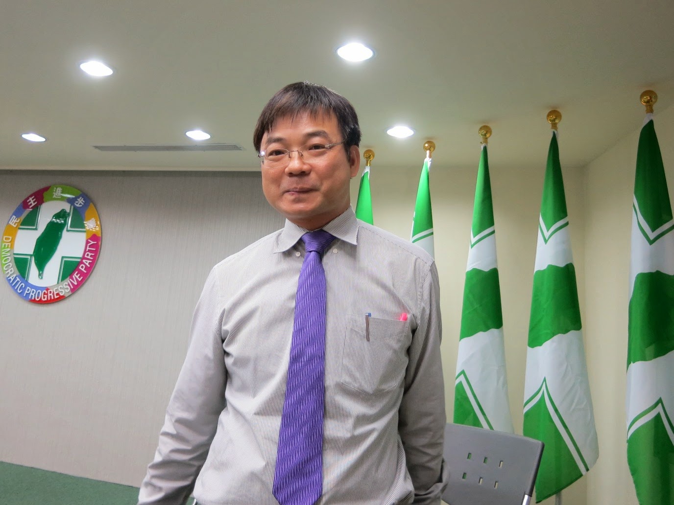 民進黨中國事務部主任洪財隆11日批評陸委會,對於王張會雙方到底達成甚麼具體共識左閃右躲、隱而不提。圖:新頭殼資料照片 民進黨中國事務部主任洪財隆11日批評陸委會,對於王張會雙方到底達成甚麼具體共識左閃右躲、隱而不提。圖:新頭殼資料照片
