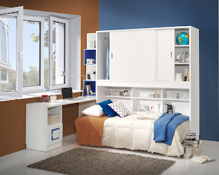 cama abatible horizontal con armario de puerta correderas encima