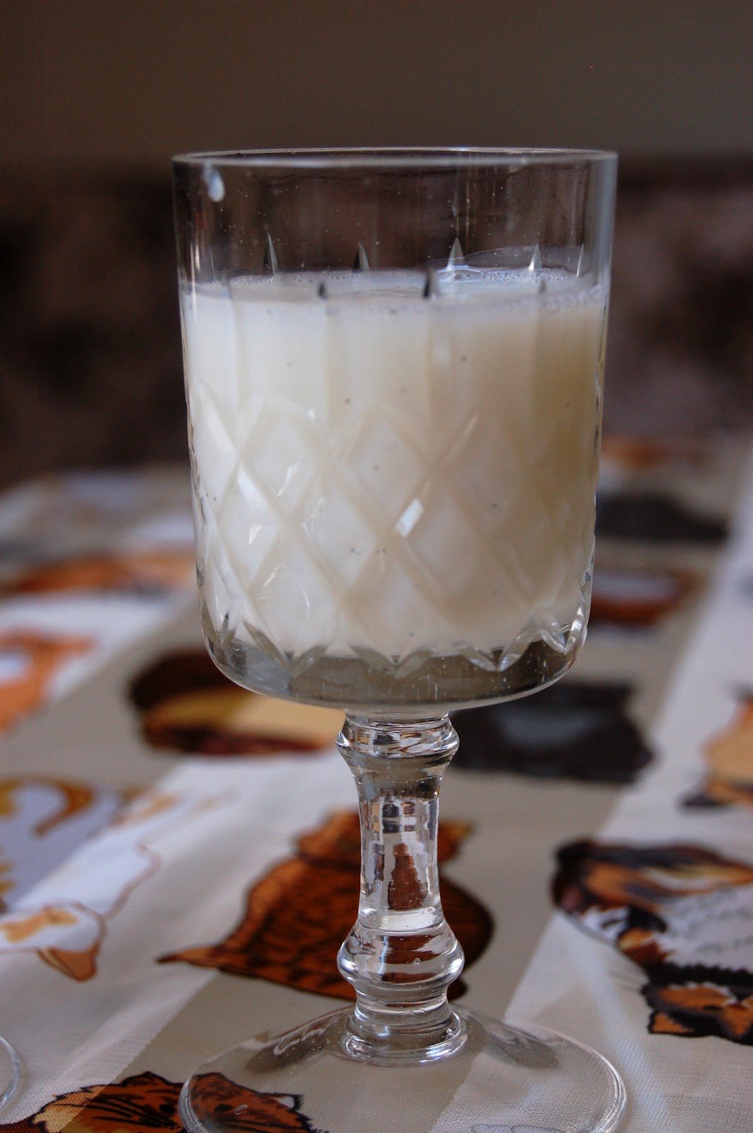bonbon ve çikolata süt likörü