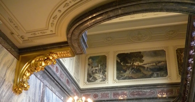 dom berliner crypt inside