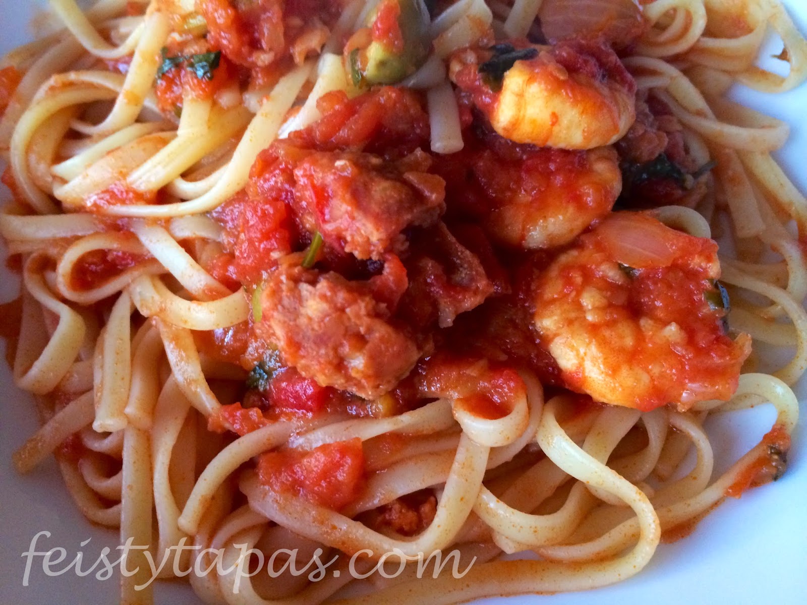 FEISTY TAPAS Thermomix Lemony Chorizo and Prawn Pasta / Pasta al limón