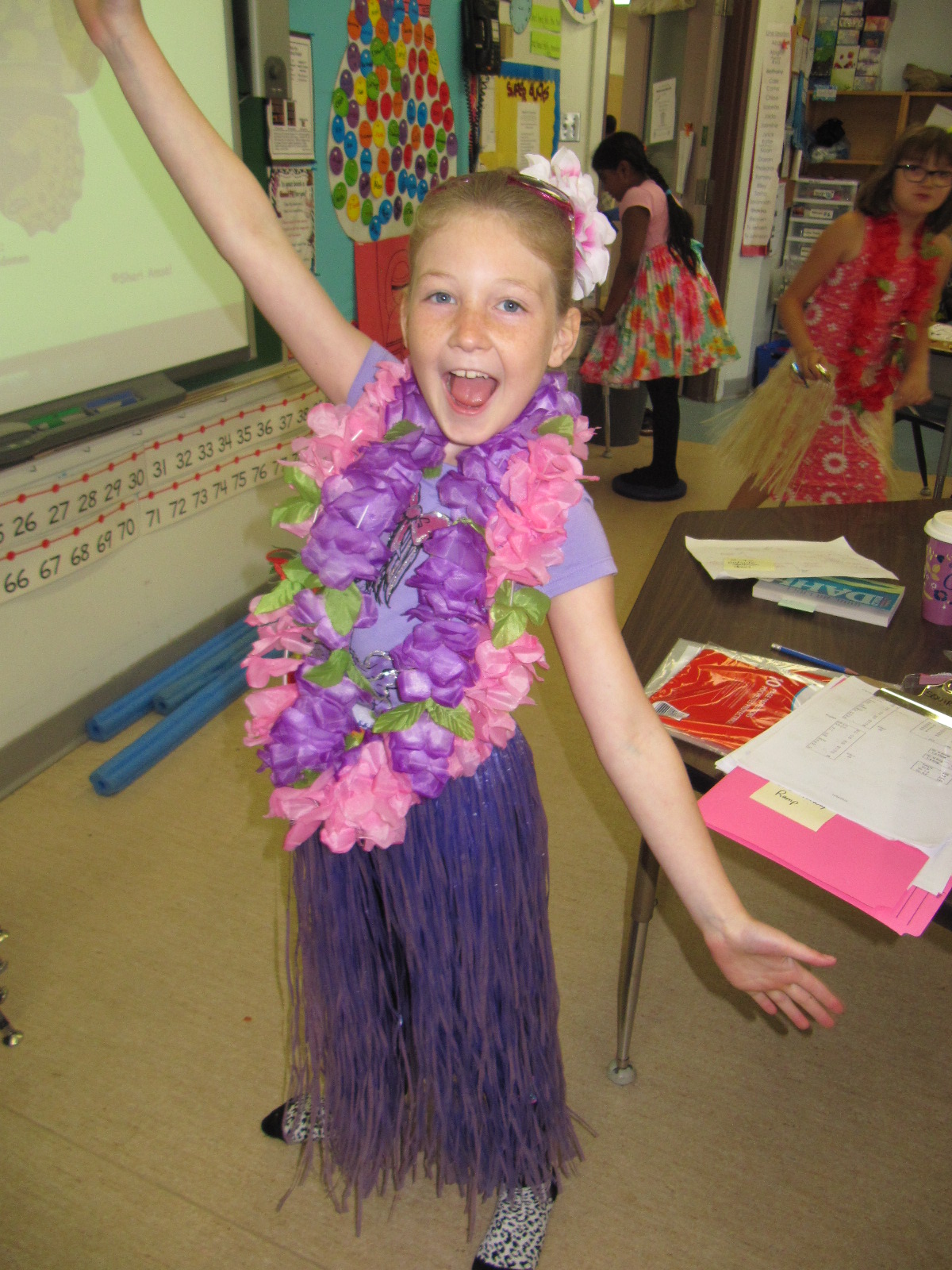Mrs. Squire's Grade 3 Class 3S June School Spirit Day Hawaiian