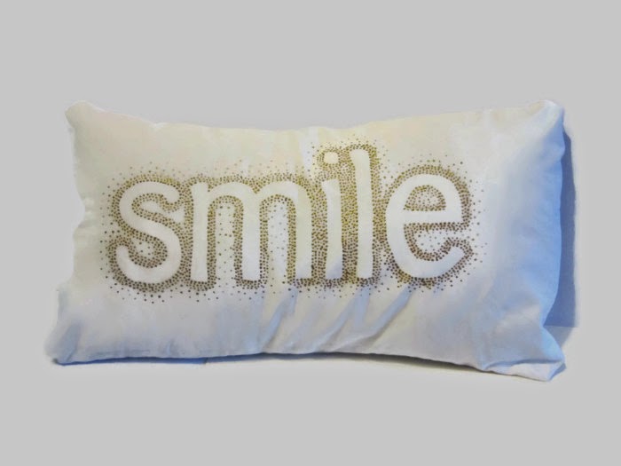 Emily Kate Makes...: Decorative Word Throw Pillows
