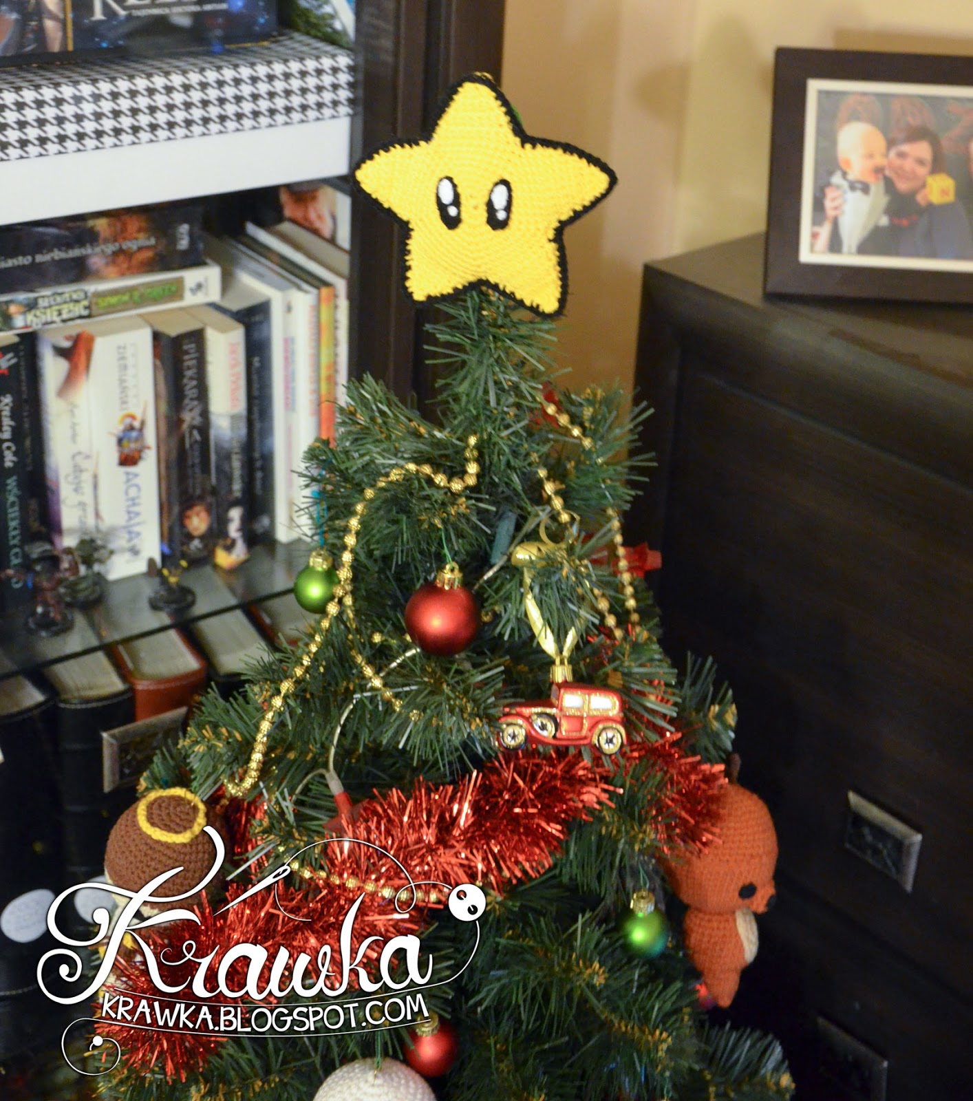 Krawka Mario Star for the top of the Christmas Tree