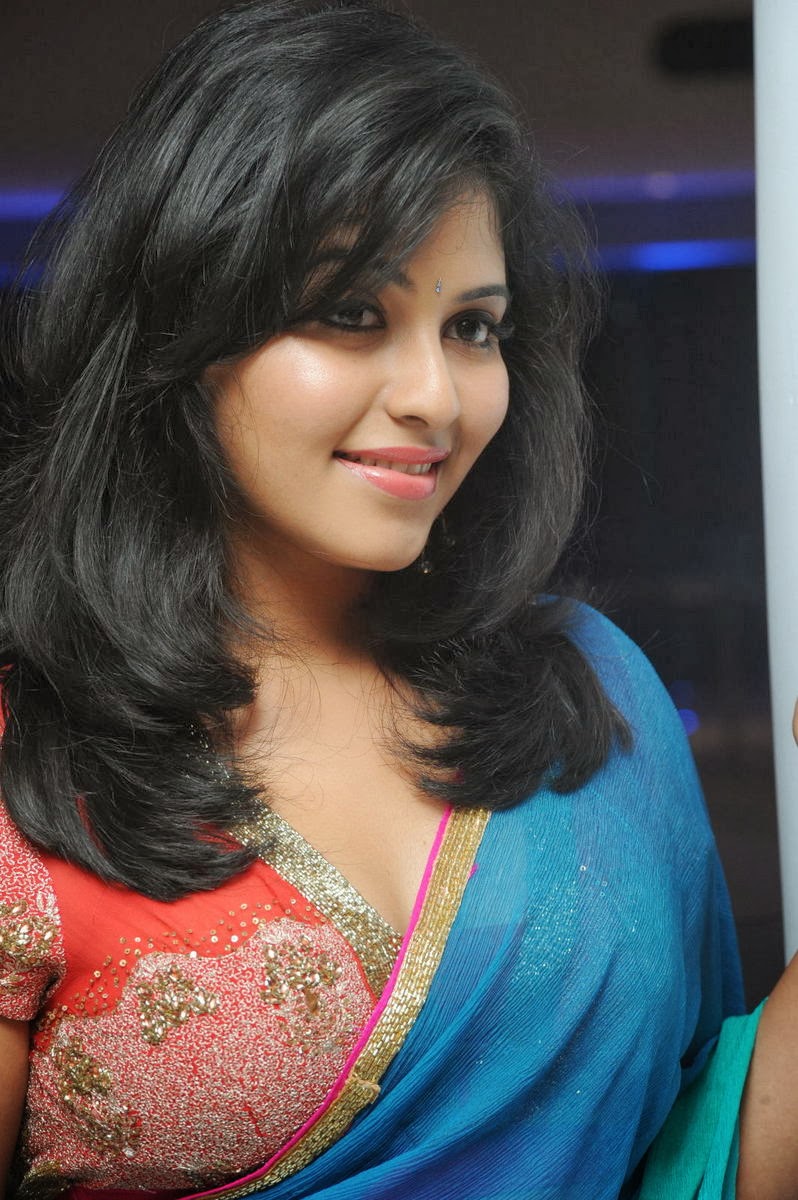 tamil actress anjali hot photos