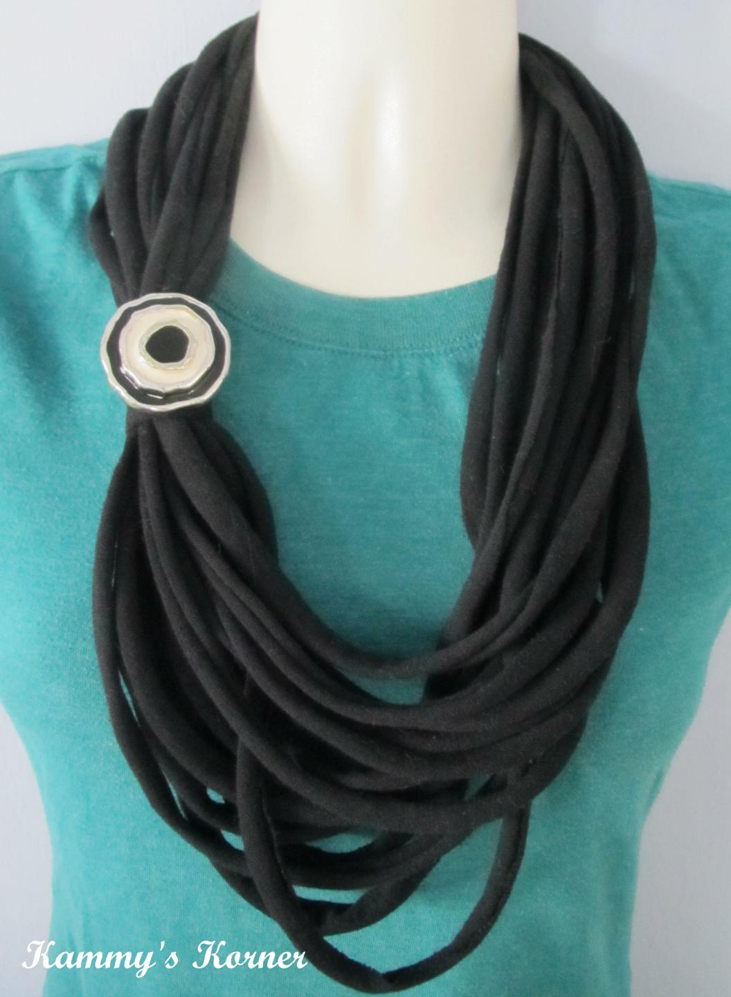 Kammy's Korner Tshirt Scarf (Necklace) Picture Tutorial
