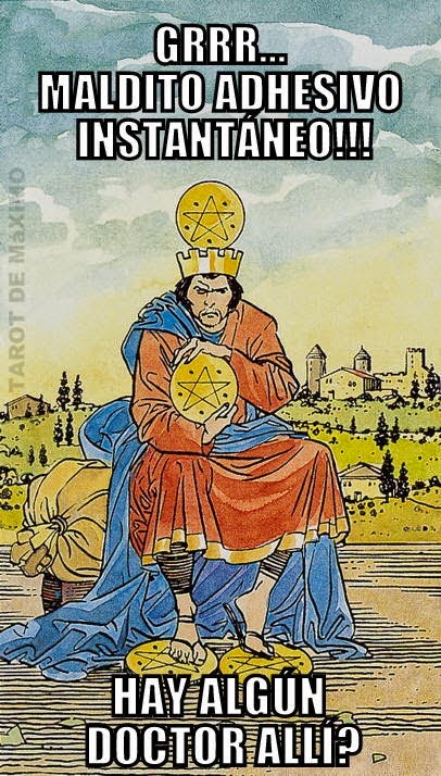 MemeArcanos: Porque ni el Tarot se salva de los memes - 4 DE OROS