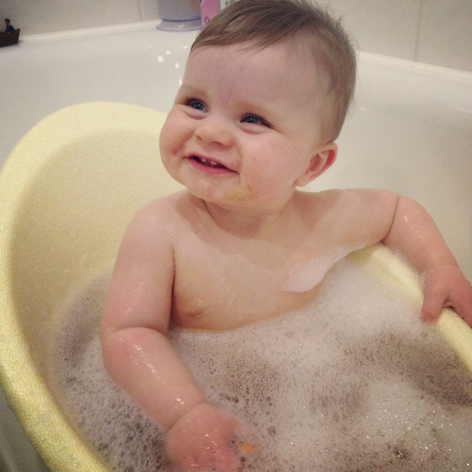 Teacher2Mummy Infacare Baby Bath REVIEW