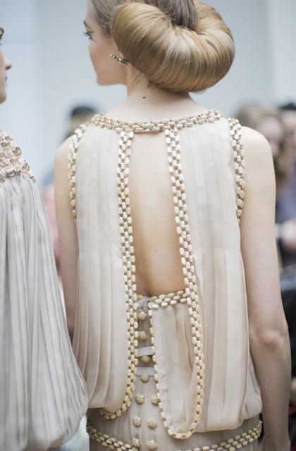 chanel-couture-show-croissant-hairstyle-sam-mcknight-coolchicstylefashion