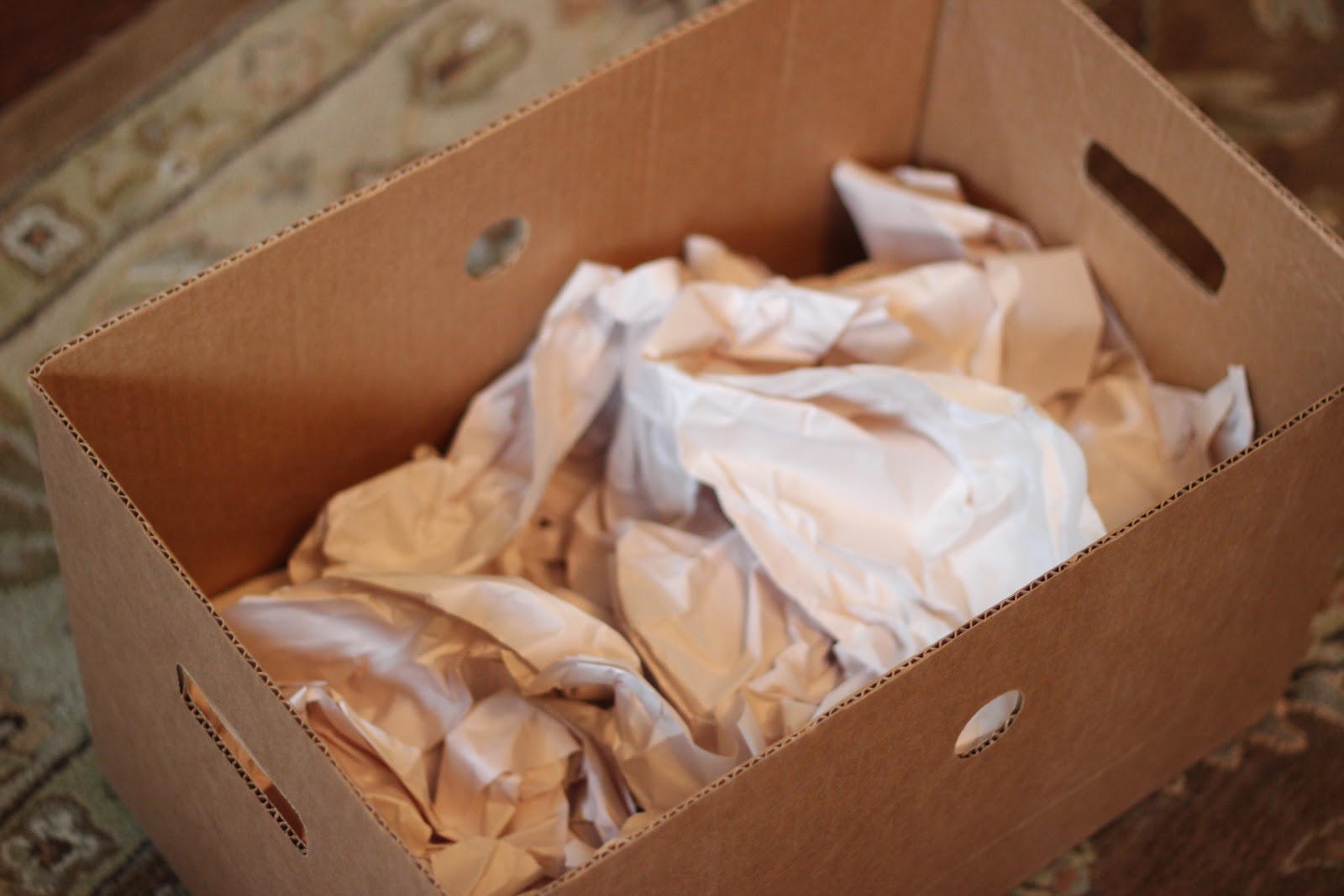 Jenny Steffens Hobick Emma's Packing Our Dishes Moving Tips