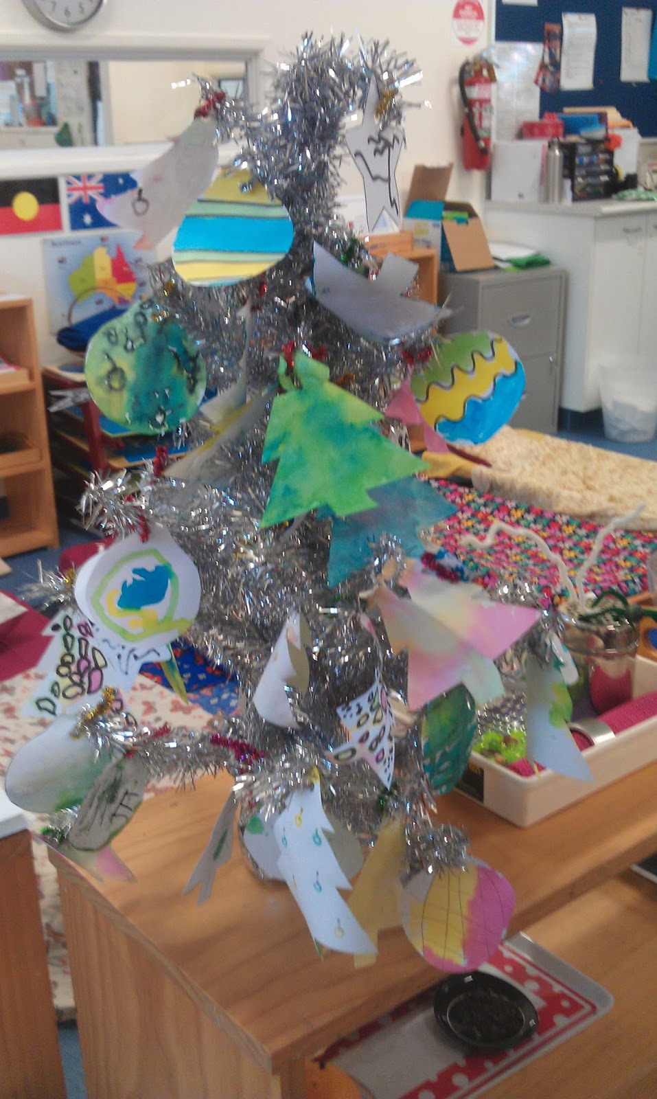 Montessori Christmas Shelves. Montessori Nature