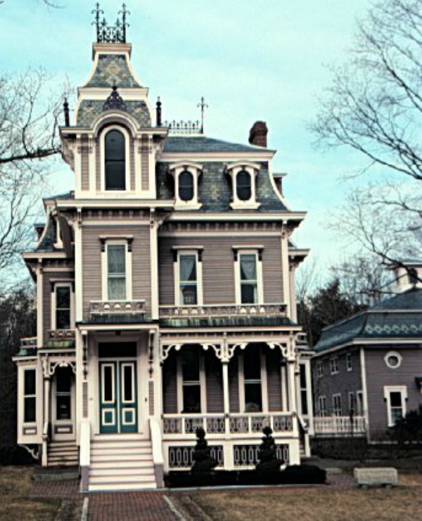 An OldFashioned World old house styles