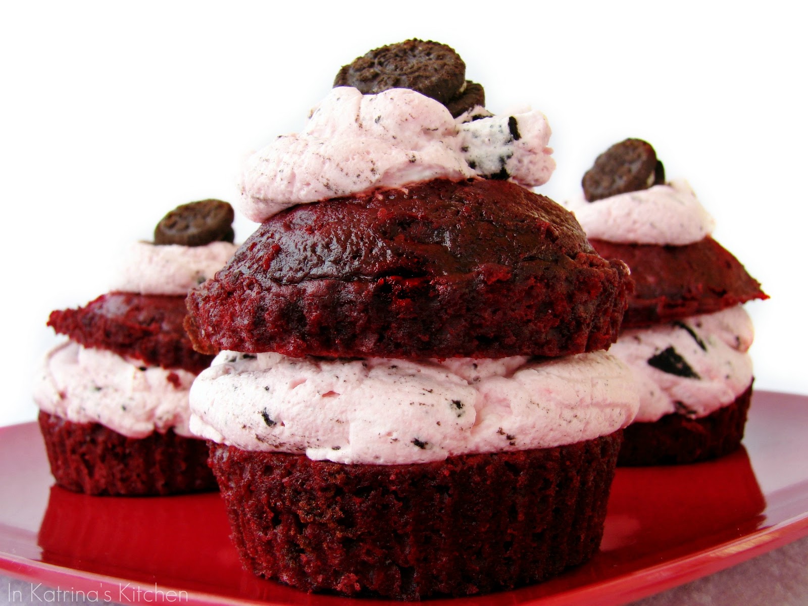 White Chocolate Infused Cookies and Cream Filling Recipe