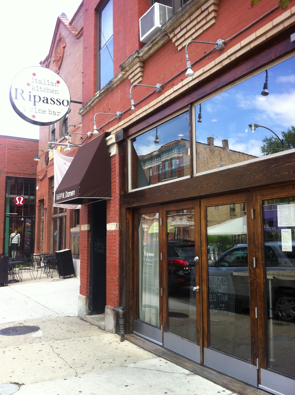 stuffycheaks Chicago Neighborhood Italian dining at Ripasso (Bucktown)