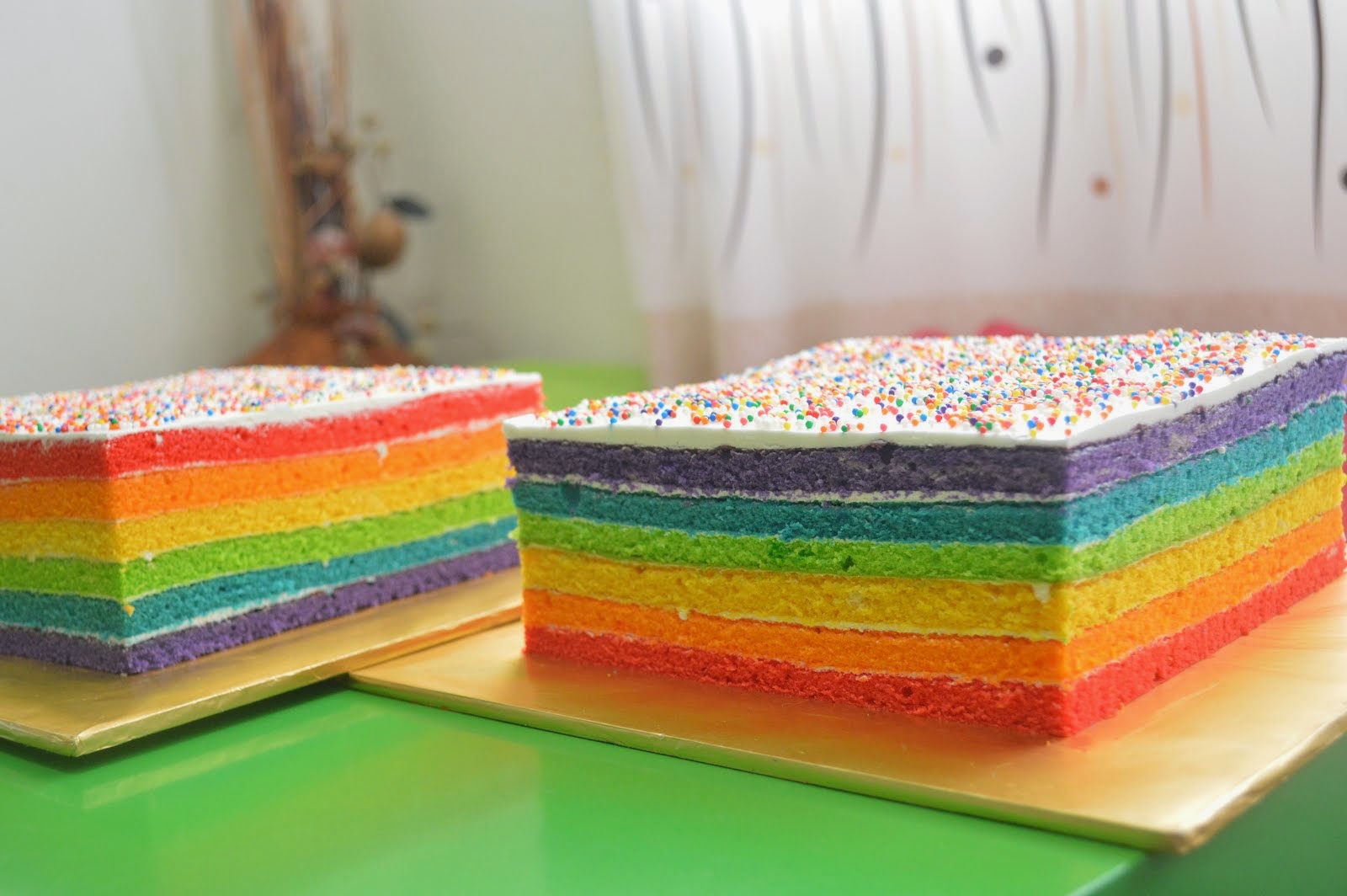 RAINBOW CAKE