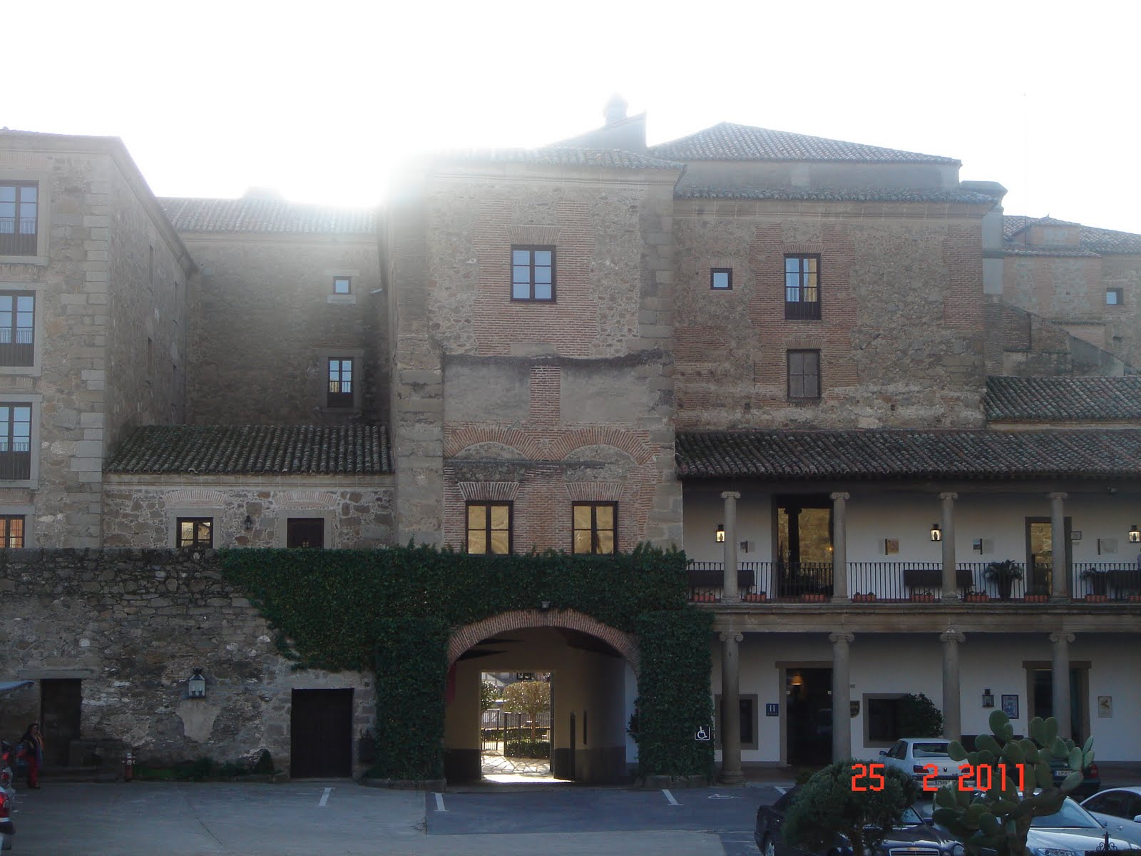 Historia y Genealogía Oropesa. Castillo y Muralla. Parador Nacional de