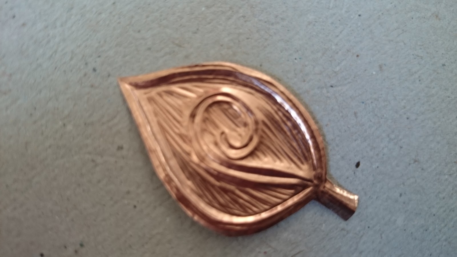 Jennysis Embossed metal leaves tutorial