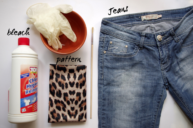 How to revamp your favorite Jeans by bleaching an animal print on it. Designed by Xenia Kuhn for fashionrolla.com How to revamp your favorite Jeans by bleaching an animal print on it. Designed by Xenia Kuhn for fashionrolla.com