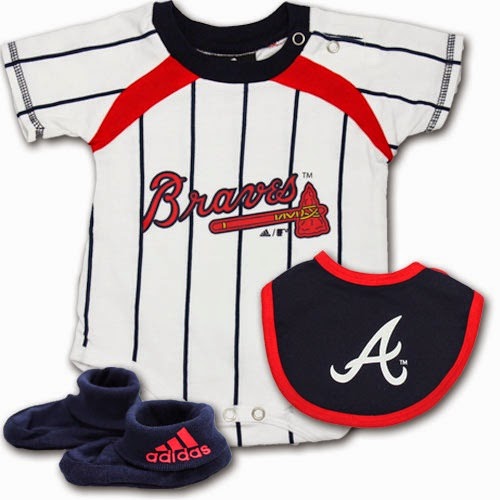 Atlanta Braves - Who's rockin' their Braves gear today? Show us your  #OpeningDay attire in the comments below!