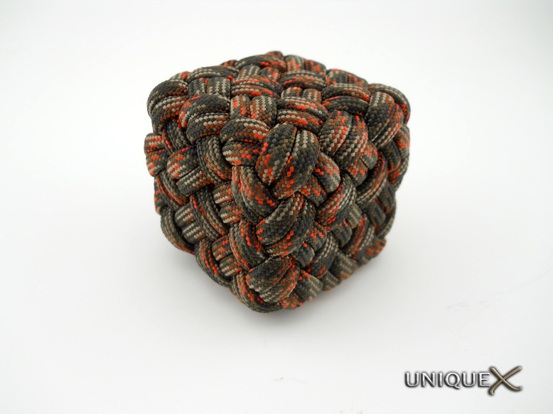 Unique Ropecraft Globe Knot Cubes