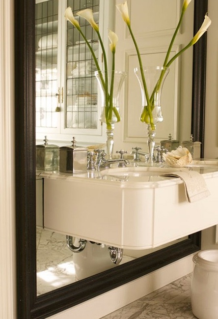 Julie C Bathroom Cantilever