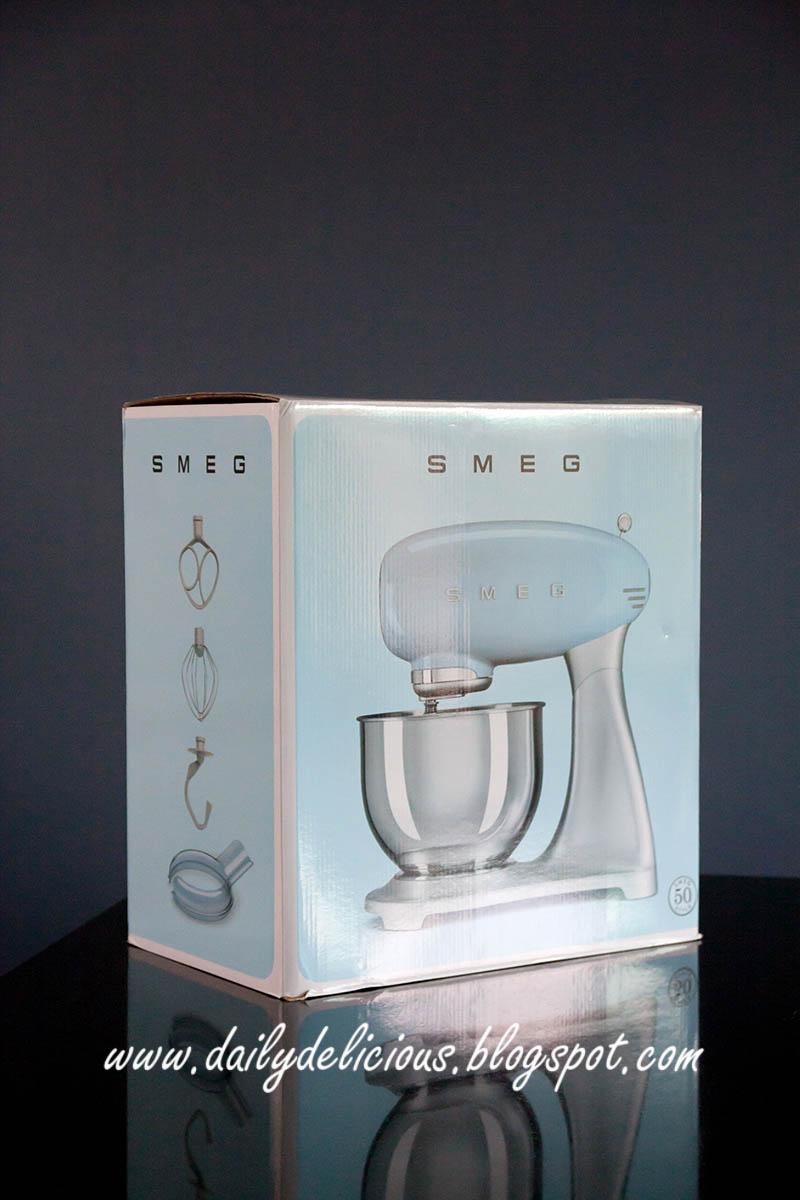 dailydelicious Strawberry Jam Birthday cake and Smeg 50's style stand