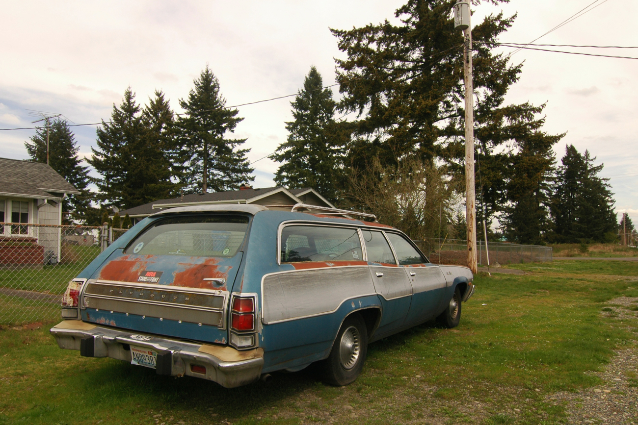 OLD PARKED CARS. 1974 Plymouth Satellite Regent.