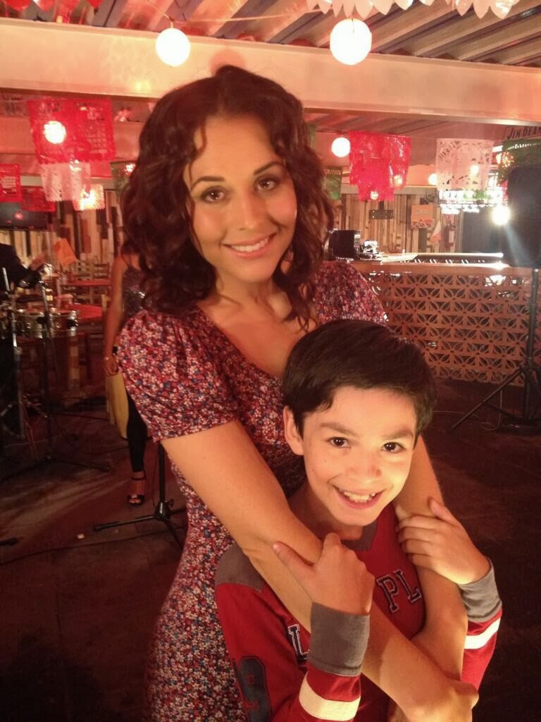 MasQueTelenovelas: Primeras imágenes de la telenovela "Qué pobres tan..."